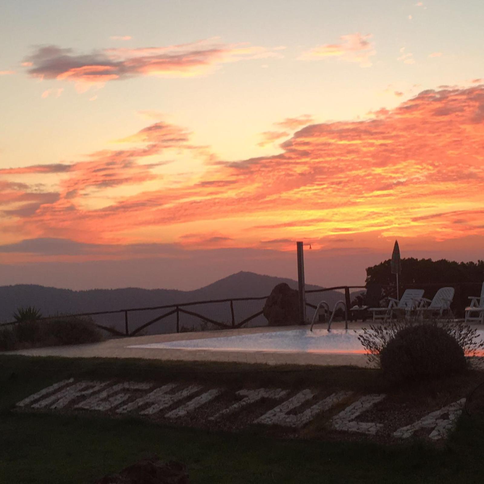 Agriturismo Irghitula ポザーダ エクステリア 写真