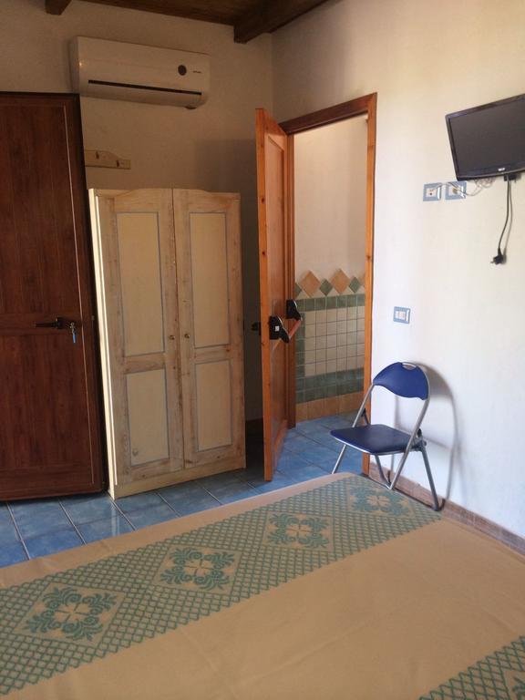 Agriturismo Irghitula ポザーダ エクステリア 写真